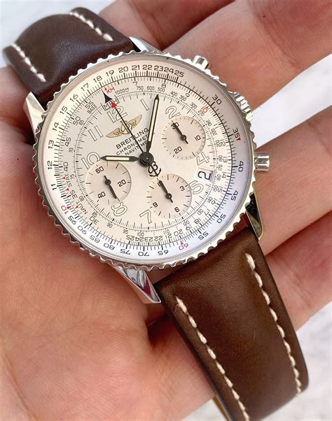 breitling chronometre navitimer white dial|breitling chronometre navitimer price.